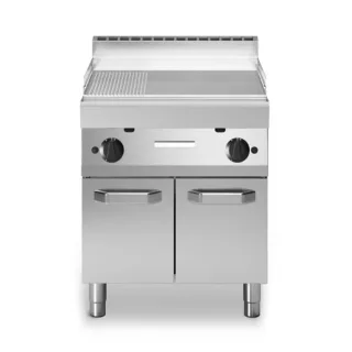 Gas Griddle – 2/3 Smooth 1/3 Ribbed Mild Steel Plate – Cabinet With Doors
