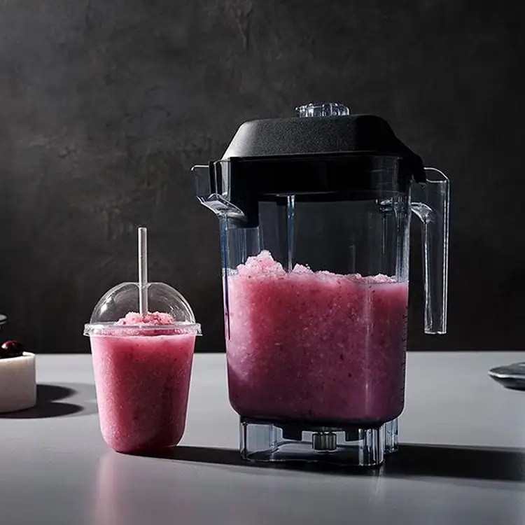 حاوية الخلاط المتقدمة مع الغطاء والشفرة - Vitamix